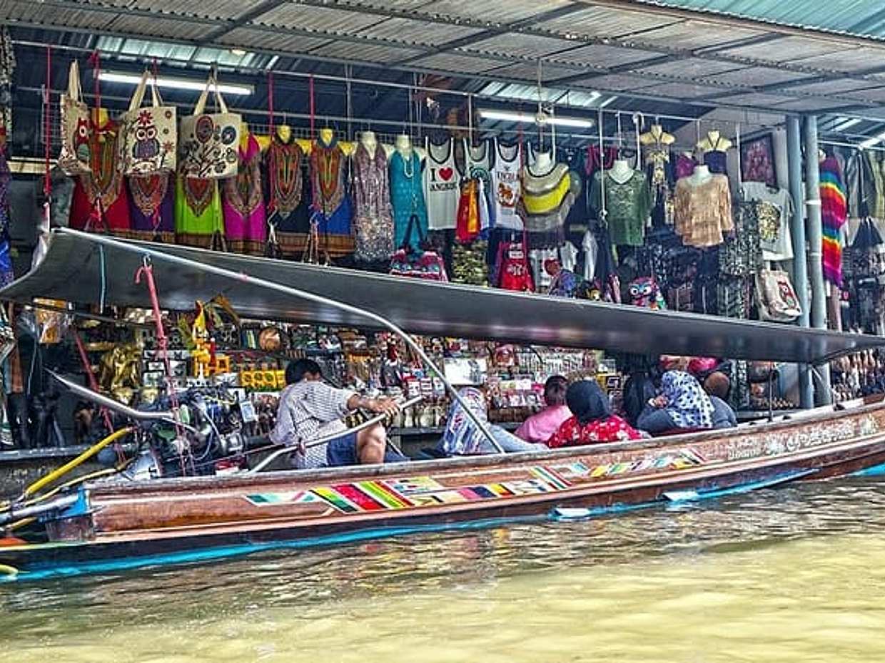 Exclusive Floating Market & River Kwai Private Experience, photo 3