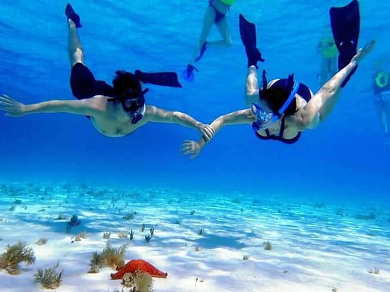 Cozumel El Cielo Sandbar Private Boat & Snorkeling Adventure