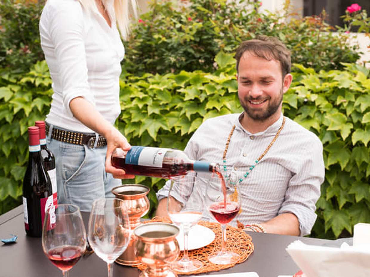 Corvina Wine Tasting Experience with Vineyard Walk