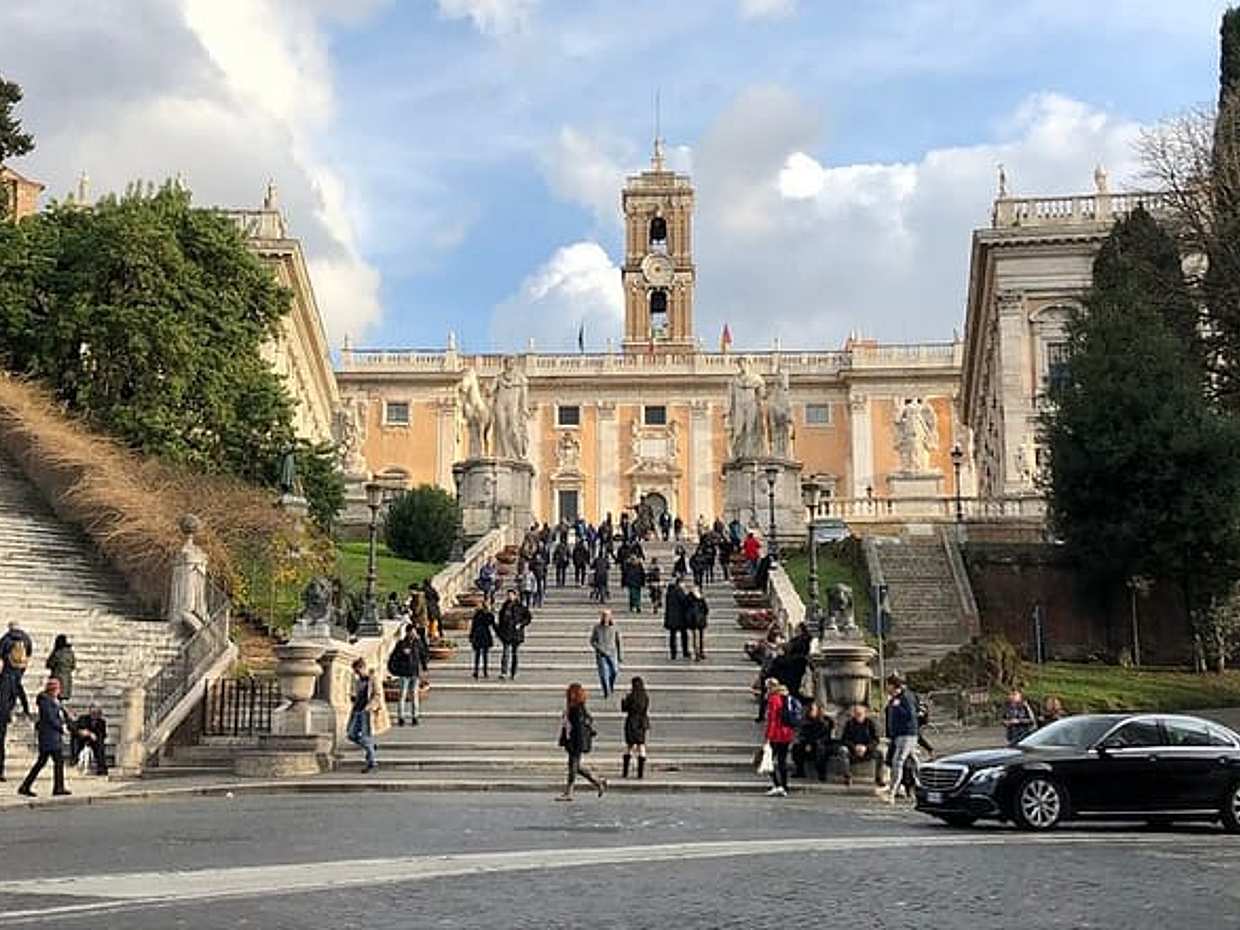 Top 10 Rome Sights in style: Private Chauffeur & Tour Leader, photo 3