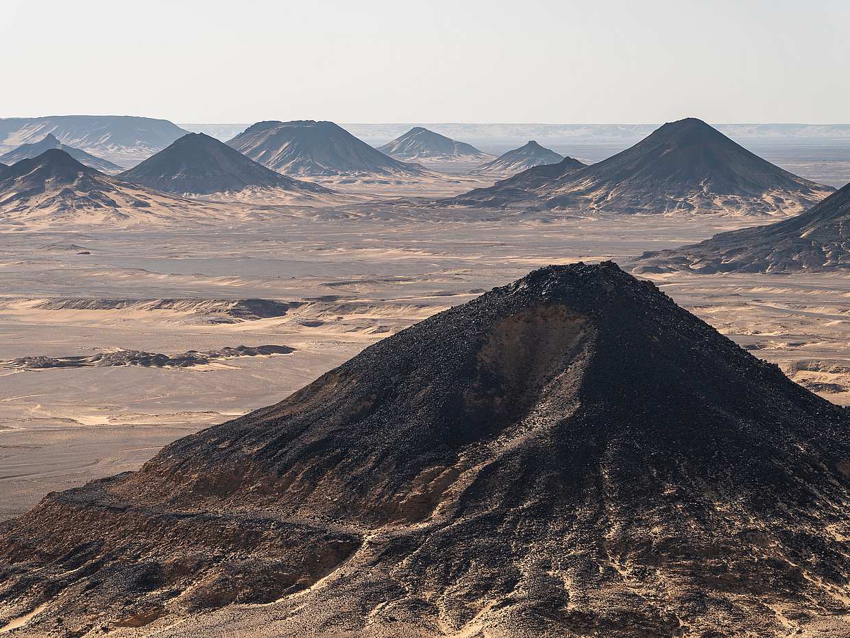 Safari no Oásis de Bahariya com Visita ao Deserto Preto e Branco, 1 Noite e 2 Dias no Egito, Cairo.
, photo 5
