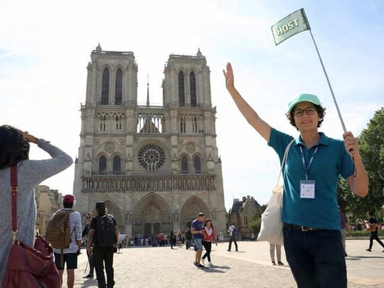 Notre Dame Interior with Crypt, Macaron or Lunch options, photo 3