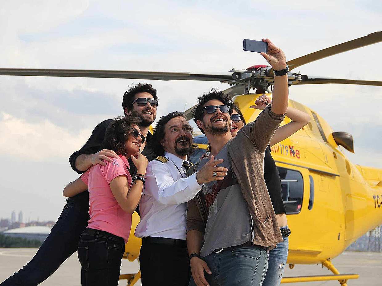 Private helicopter flight over Istanbul, photo 3