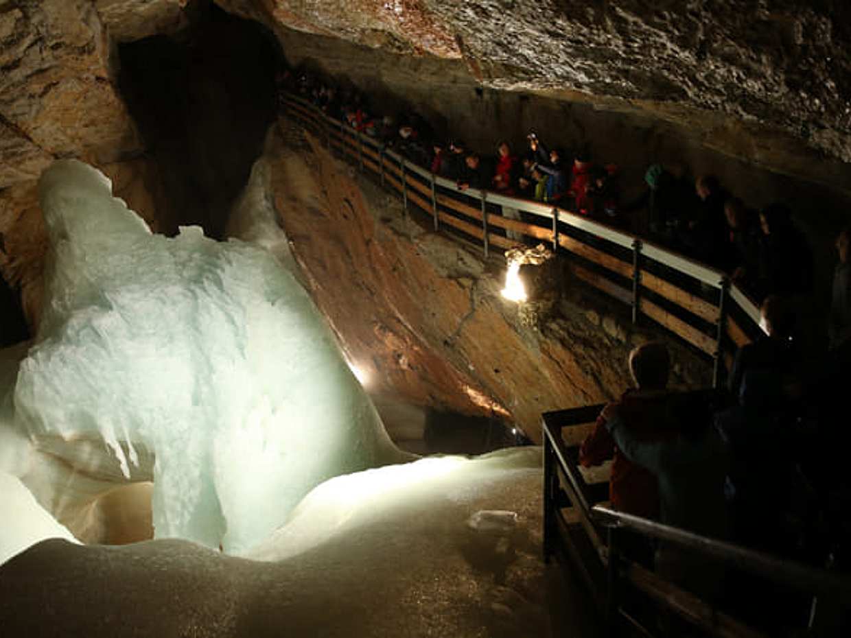 Giant Ice Caves at Werfen - Private Full-Day Tour, photo 2