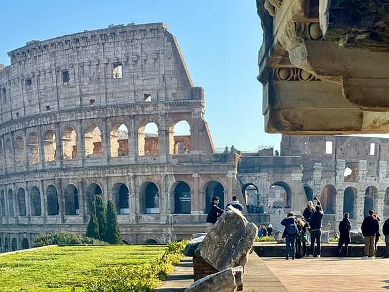 Rome Colosseum Self Audoguided Tour and Tiber River Boat Ride, photo 3