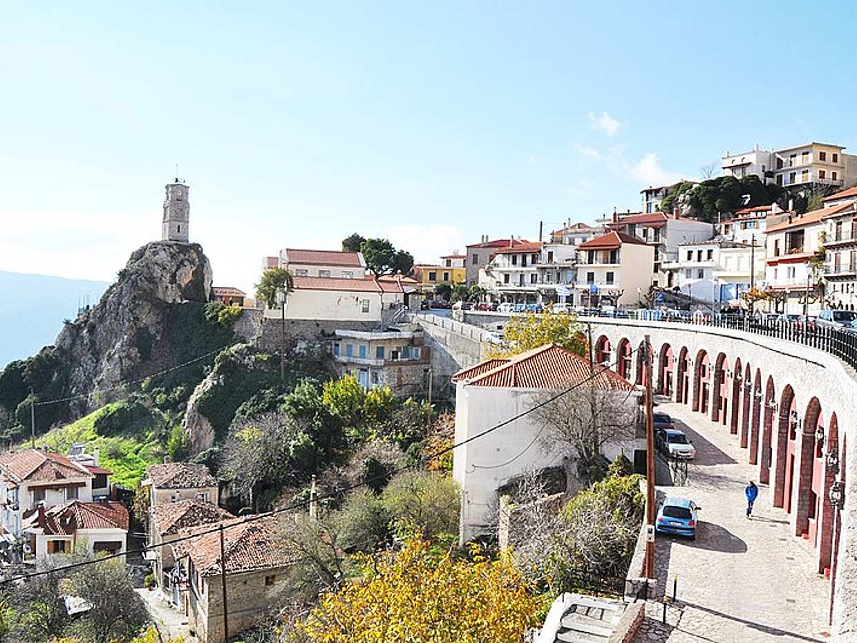 Tagesausflug nach Arachova & Delphi: Natürliche Schönheit & antike Geschichte ab Athen in Griechenland
