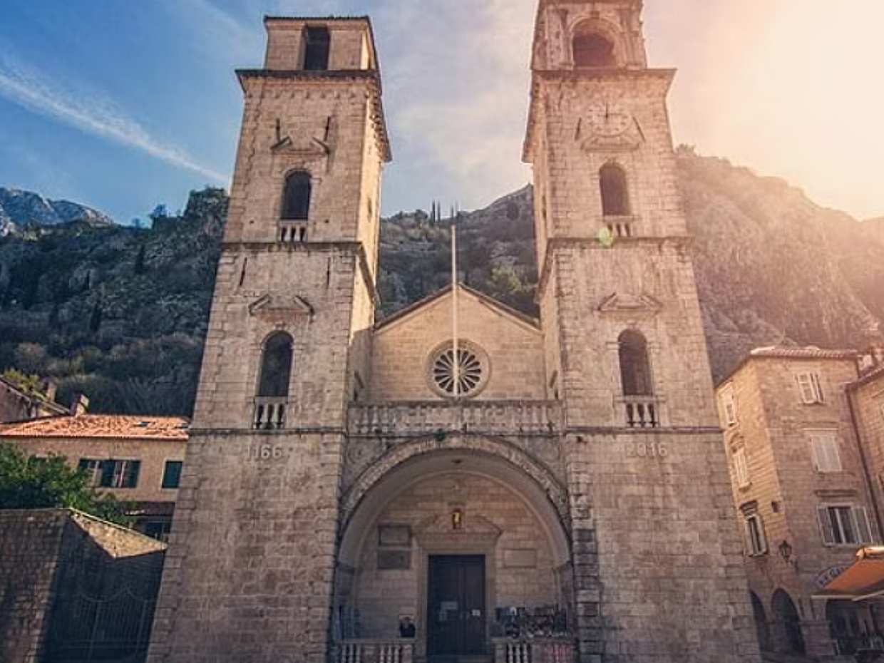Group Full Day Tour: Kotor & Perast from Dubrovnik in Croatia, photo 5