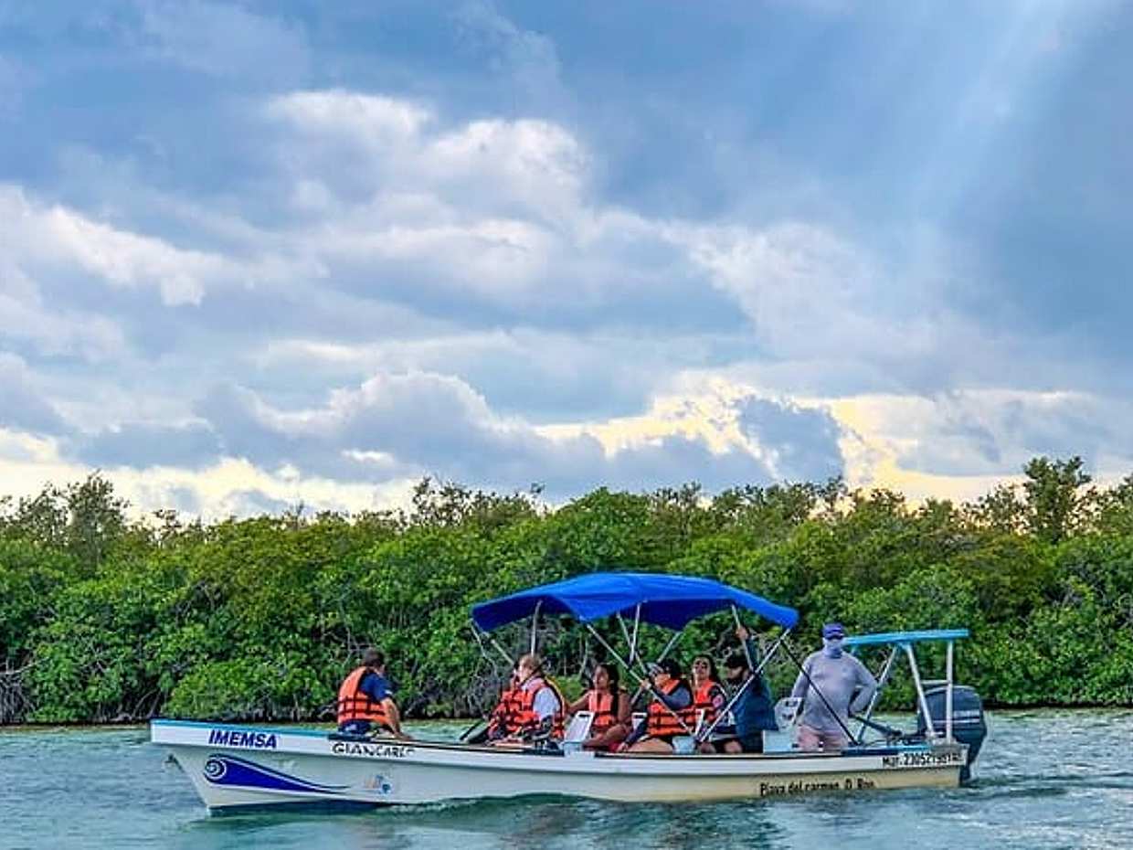 Sian Ka'an Sunset Boat Tour, photo 3
