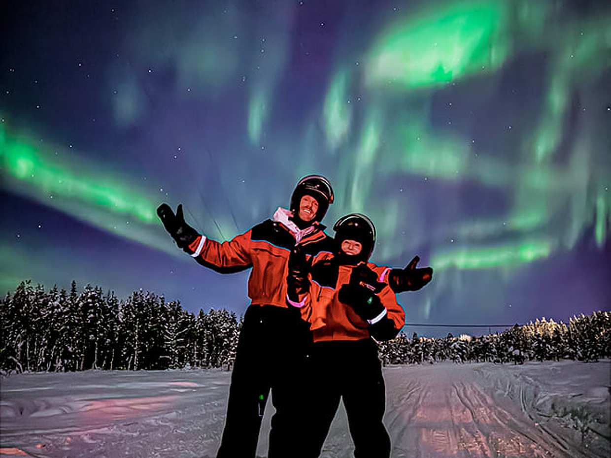 Arctic Night Snowmobile Safari with Campfire, Levi — adults only
