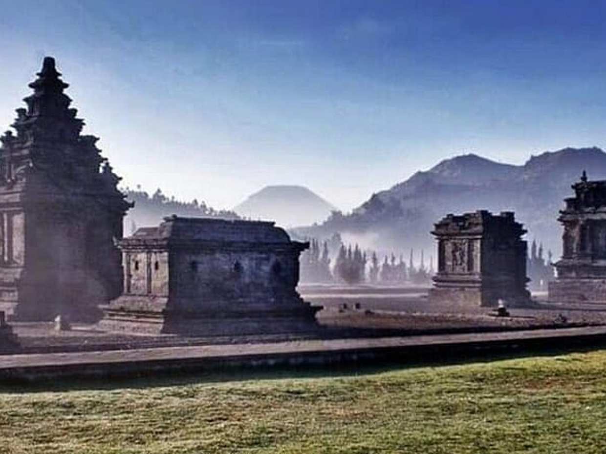Dieng Plateau with Sikunir Sunrise Full-Day Tour, photo 4