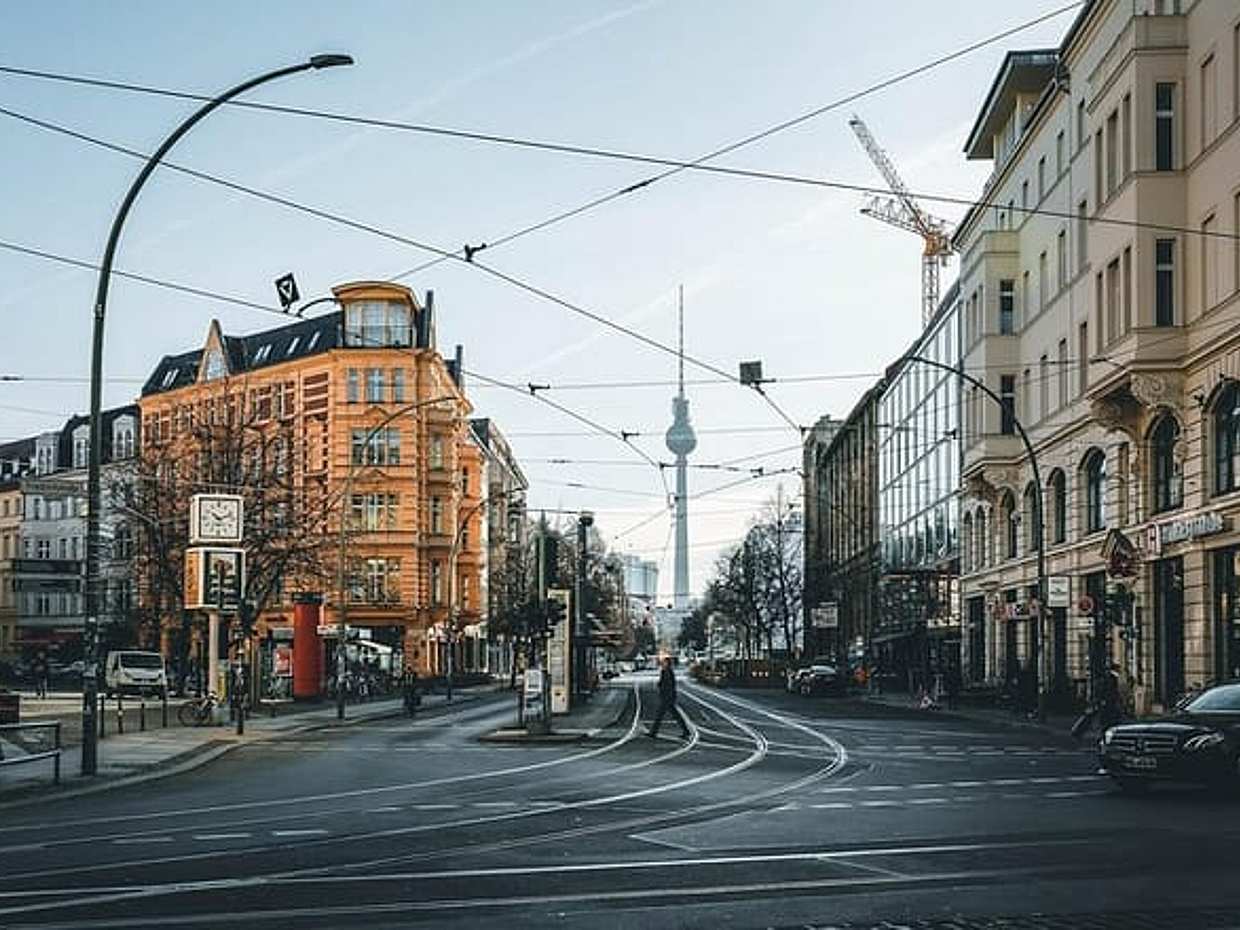 Private Transfer from Warsaw to Berlin, Hotel-to-hotel, English-speaking driver, photo 5