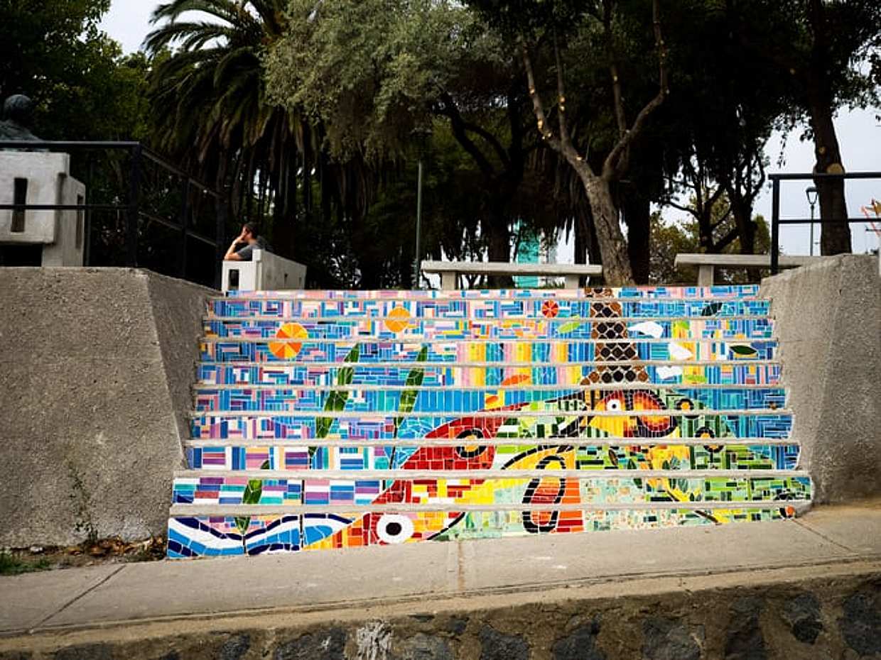 Valparaiso: City of Spies, photo 3
