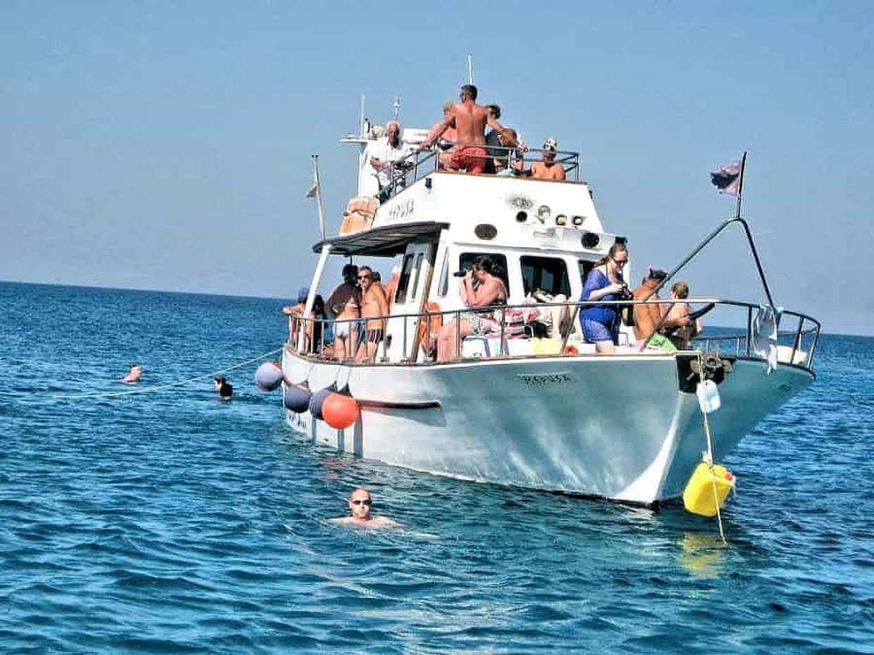 Charter Boat Hire – Hire a boat from our fleet! Protaras, photo 3