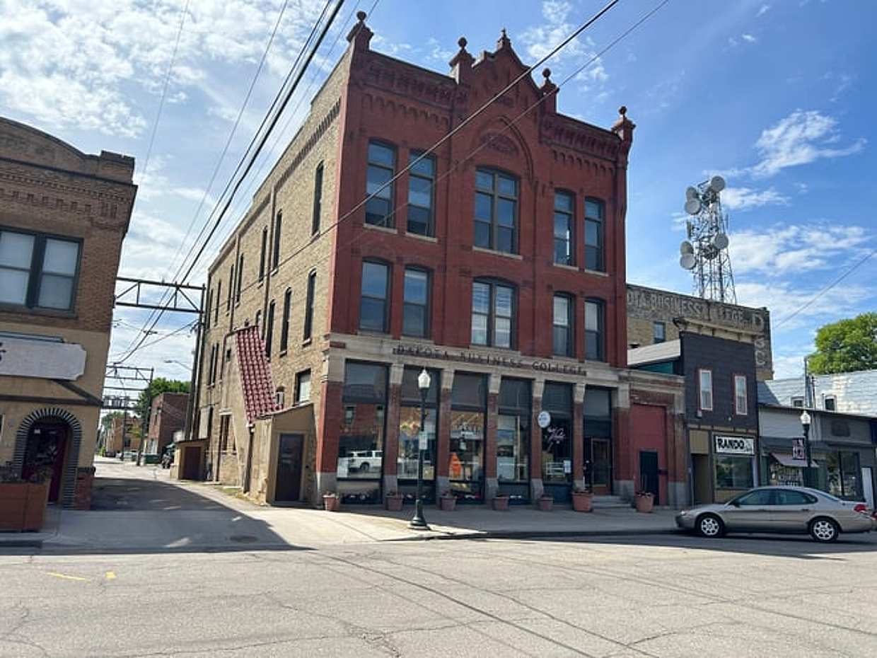 Express | Fargo: The Syndicate, United States, photo 3