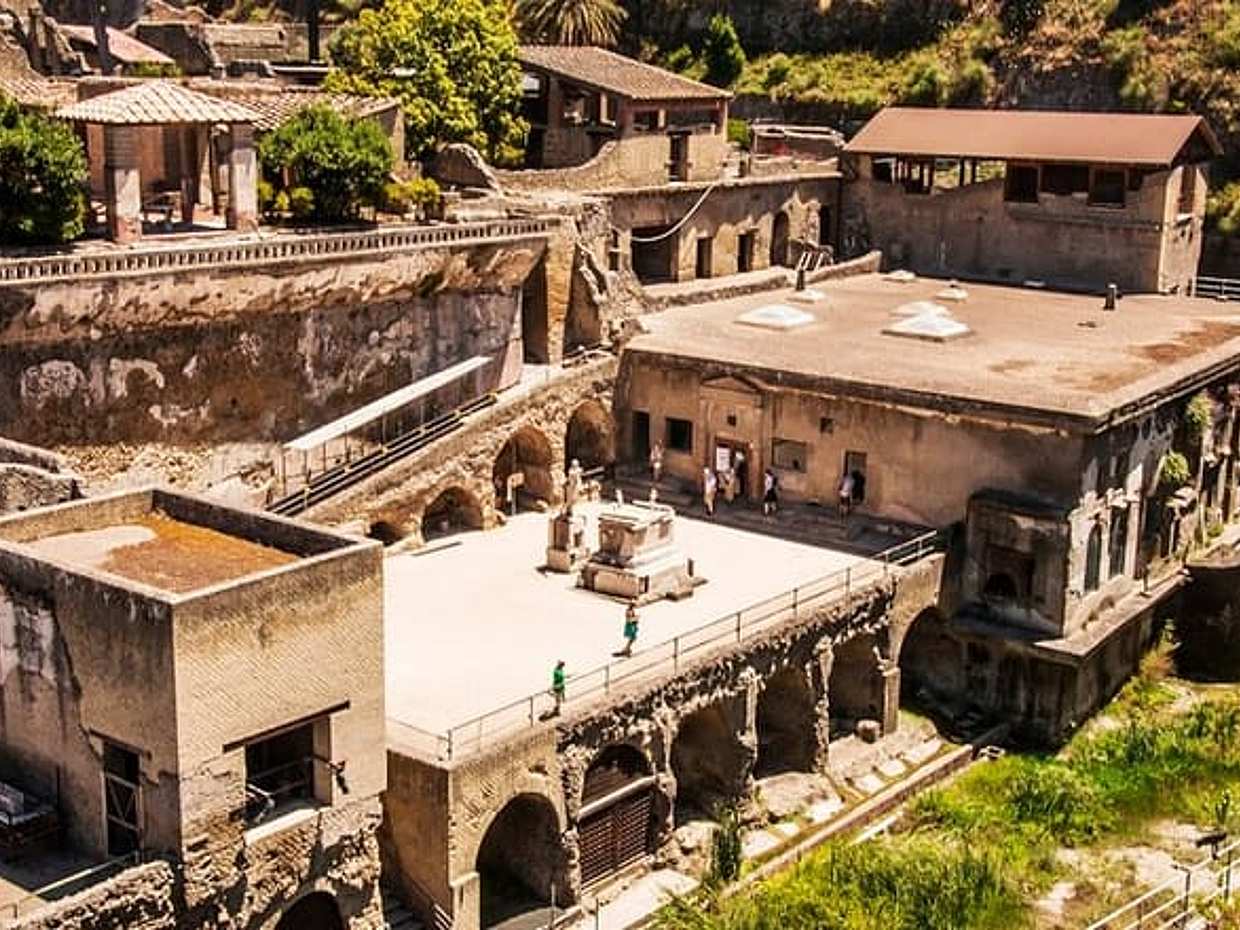 Pompeii & Herculaneum: Full-Day Group Tour from Naples with Skip-the-Line Tickets & Pizza Lunch, photo 5