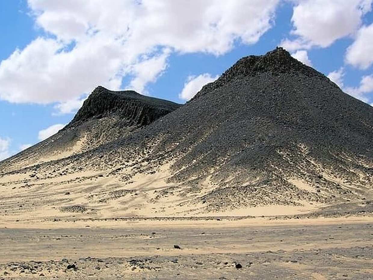 Full Day Tour in Bahariya Oasis and Black & White Desert with Lunch, photo 4