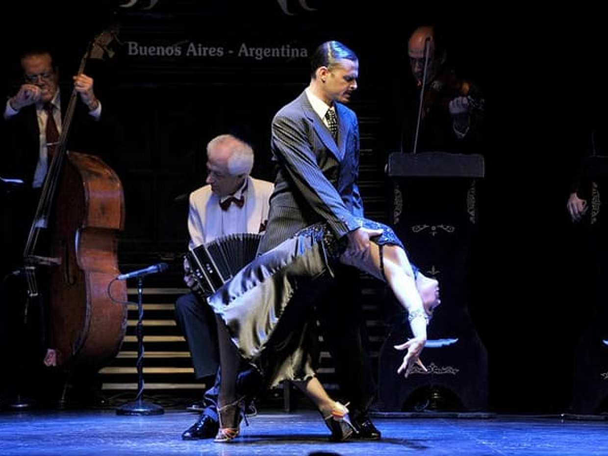 La Ventana Tango Show with Optional Dinner in Buenos Aires, photo 2