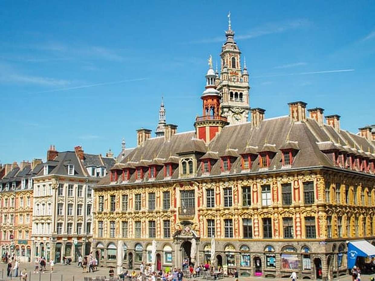 Lille Tour Autoguiado a Pé e Caça ao Tesouro na França, La Madeleine