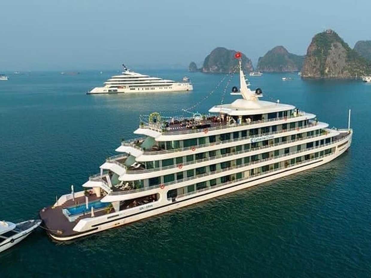 Catherine Cruise 6 Star Ha Long Bay 2 Day Luxury Tour from Hanoi