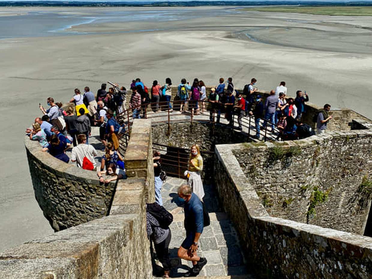 3-day Private Normandy D-Day, Mont Saint-Michel, Honfleur, Rouen, 3 Loire Castles from Paris., photo 5
