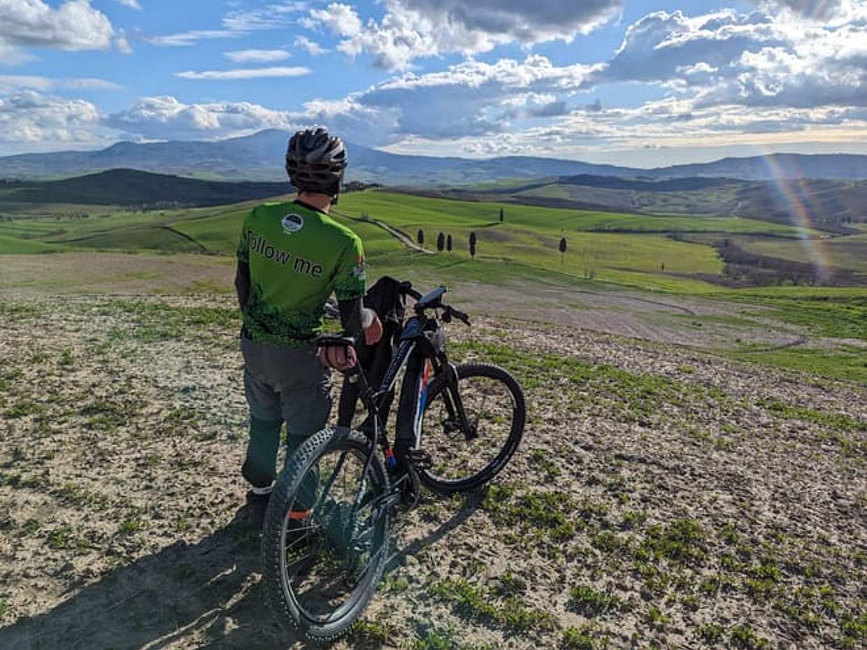 Val d'Orcia Masterpiece: E-Bike, Brunello & UNESCO Views, photo 5