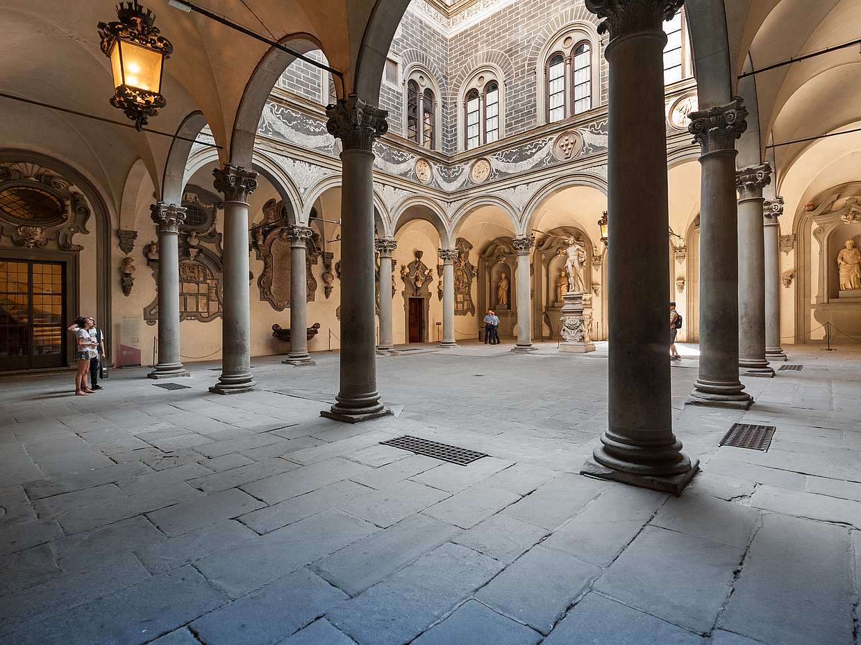 Medici: Masters of Florence Half-day Private Walking Tour, Italy, photo 2