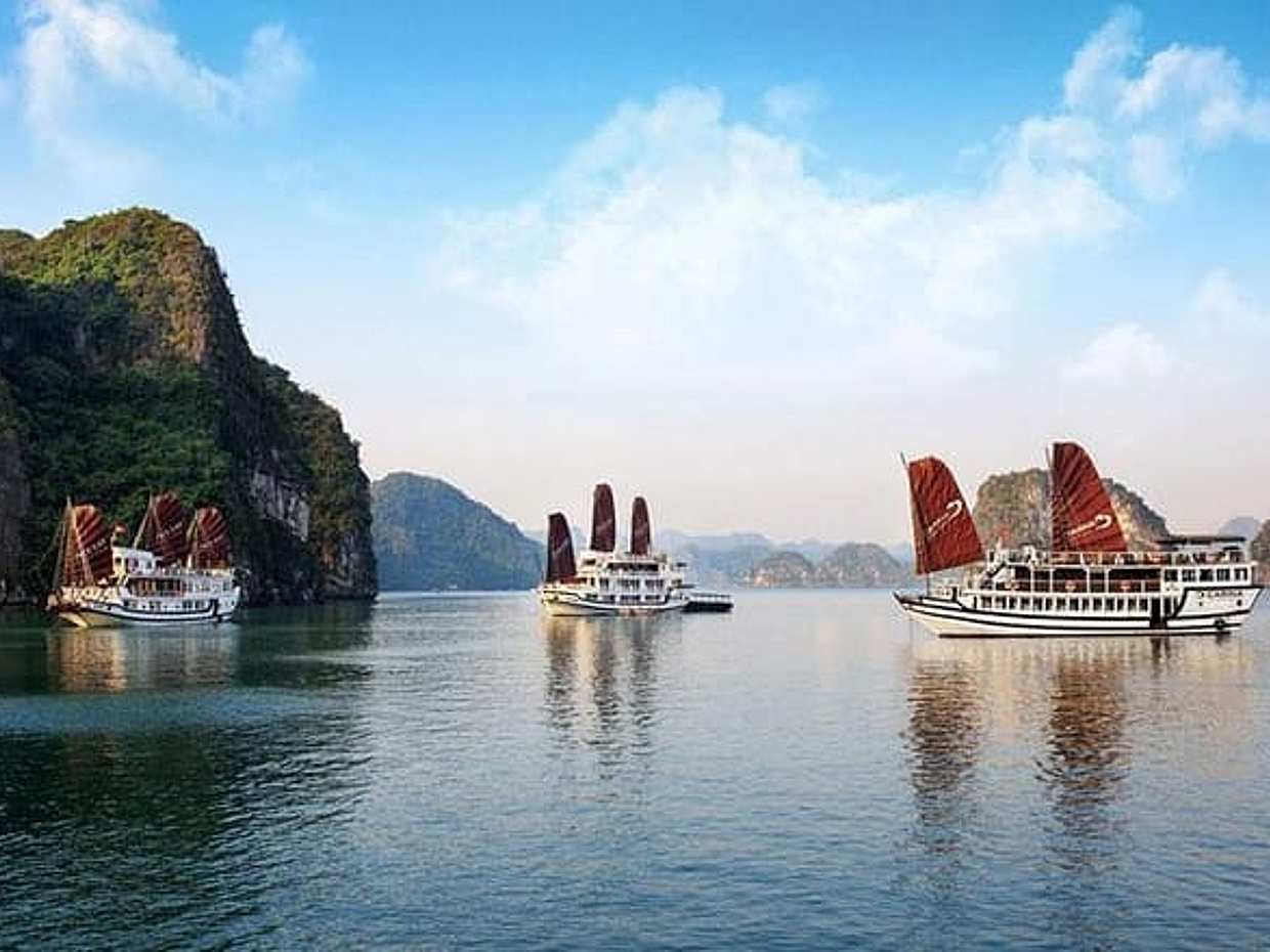 Hanoi Sapa Halong Bay Package Tour 5 Days 4 Nights, photo 2