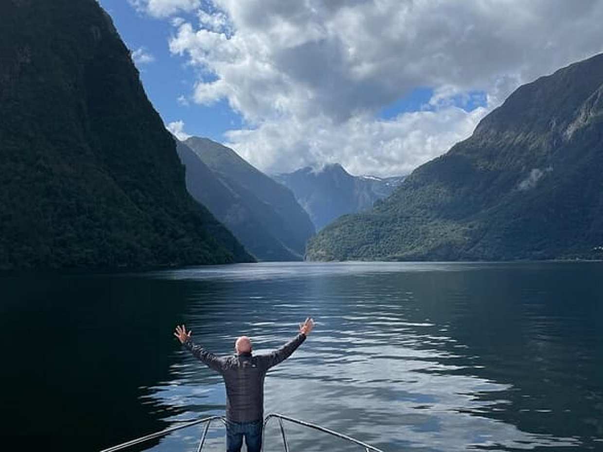 Private yacht Cruise in Flåm and Gudvangen, Nærøyfjord, photo 5