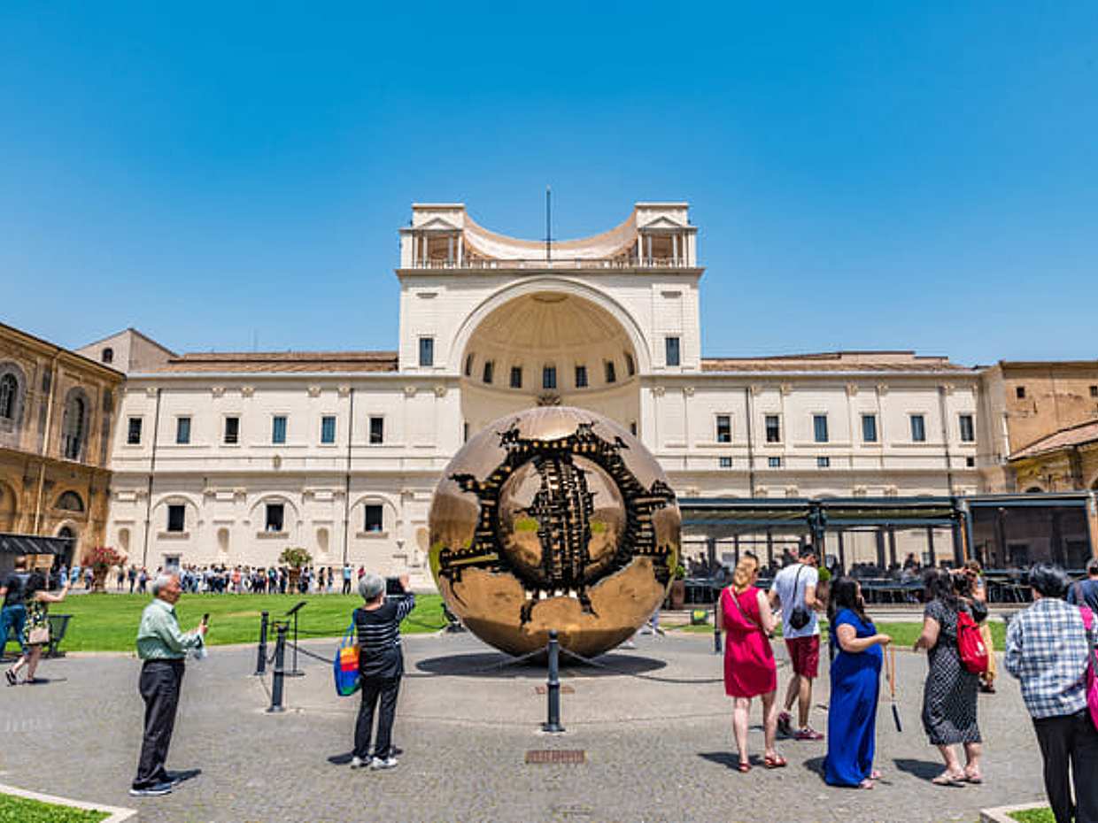 Accessible Rome: Private Wheelchair Friendly Tour To Discover The Vatican Museums And Sistine Chapel, photo 4