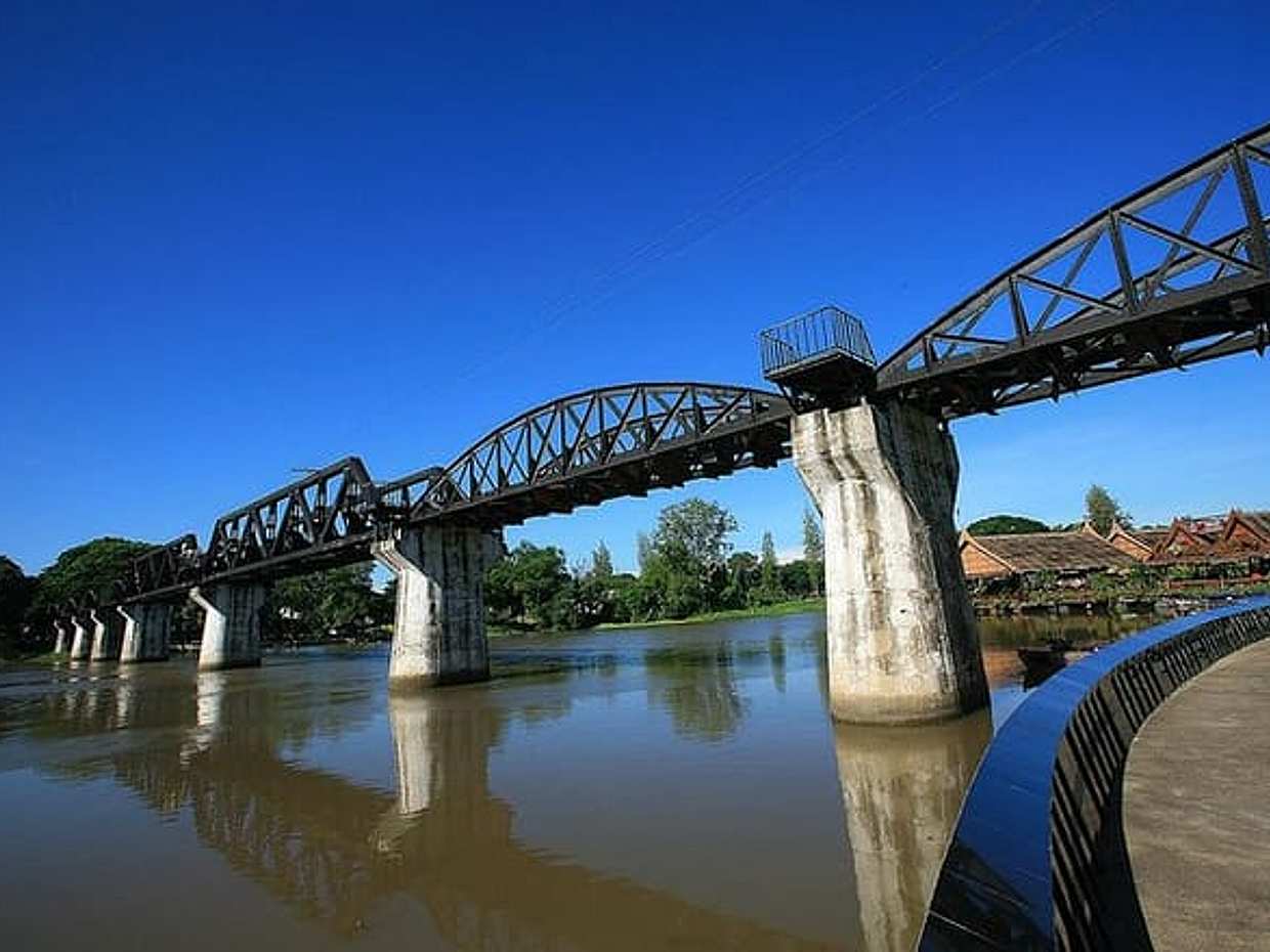 Bridge on the River Kwai and Thailand-Burma Railway Guided Tour, photo 3