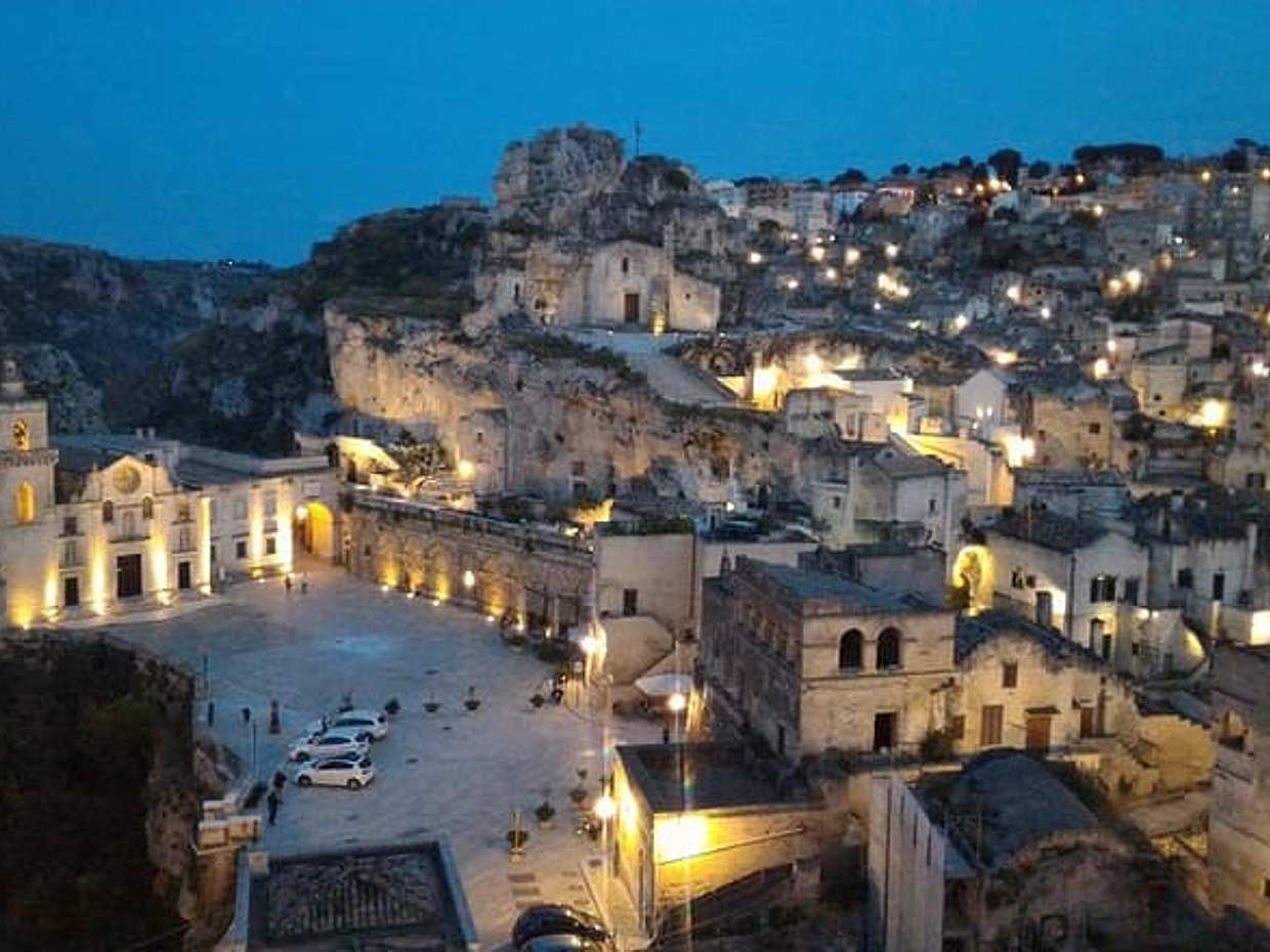Guided Tour of Matera Sassi