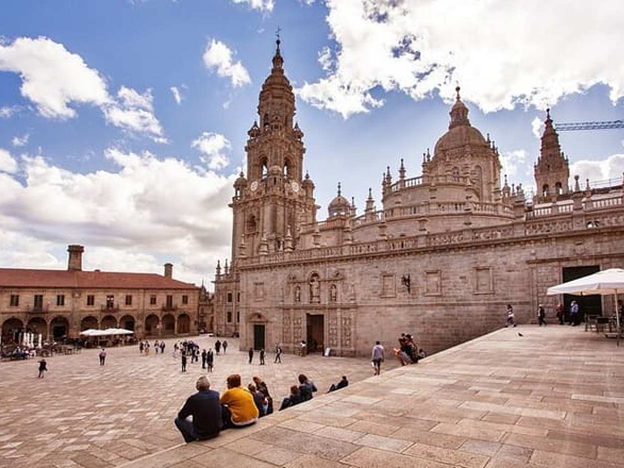 Porto to Santiago Compostela with Braga-Guimarães-Barcelos-Viana Castelo-Valença-Vigo-Pontevedra, photo 2