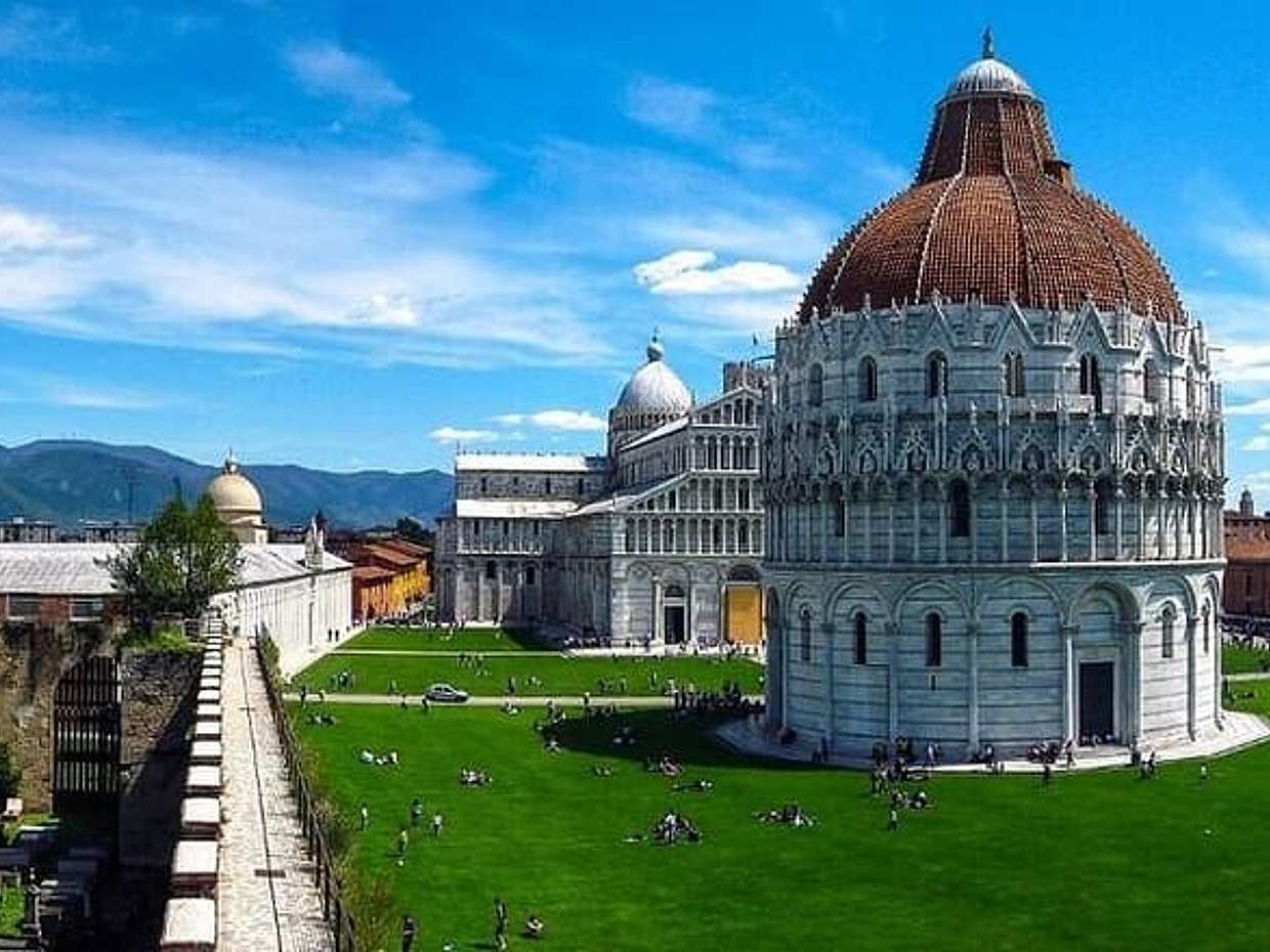Discover Lucca and Pisa and Enjoy Buccellato Cake: Full Day Tour, photo 2