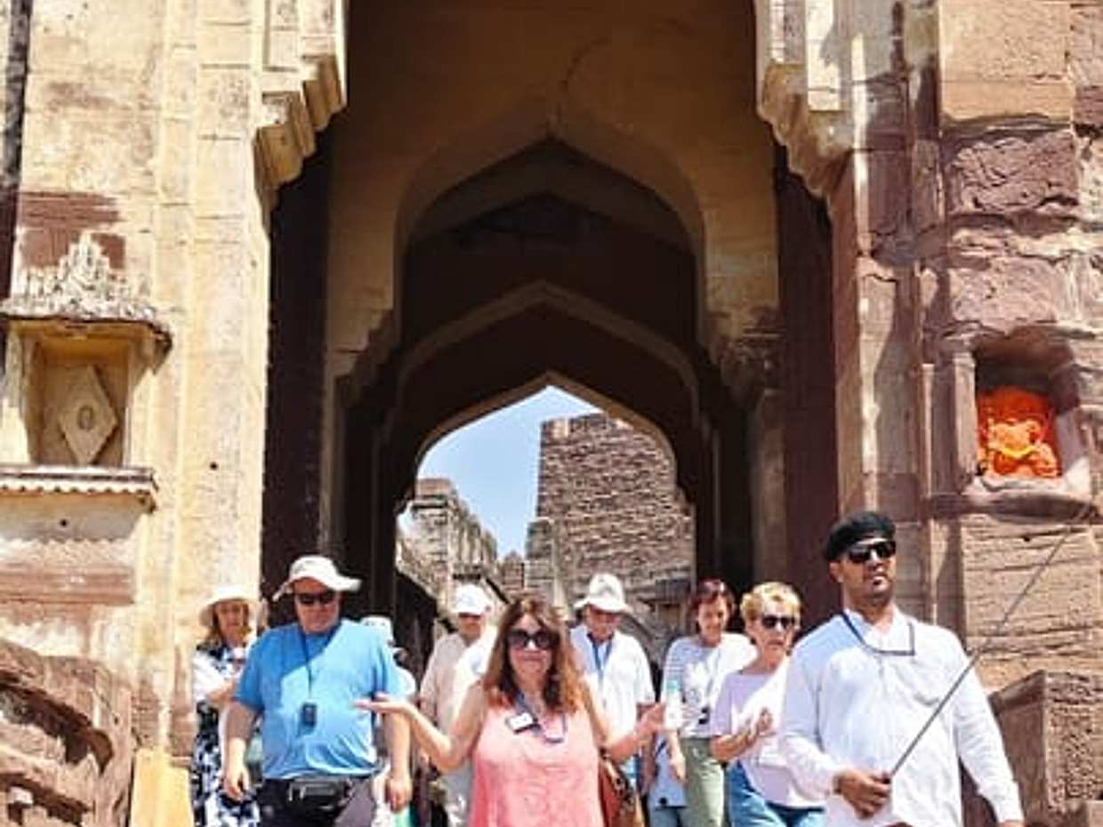 Full Day Guided City Tour of Jodhpur with Mehrangarh Fort, photo 3