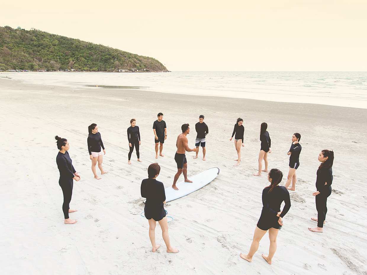 Group Surfing Lesson with Certified Instructor in Kuta, Indonesia, photo 2