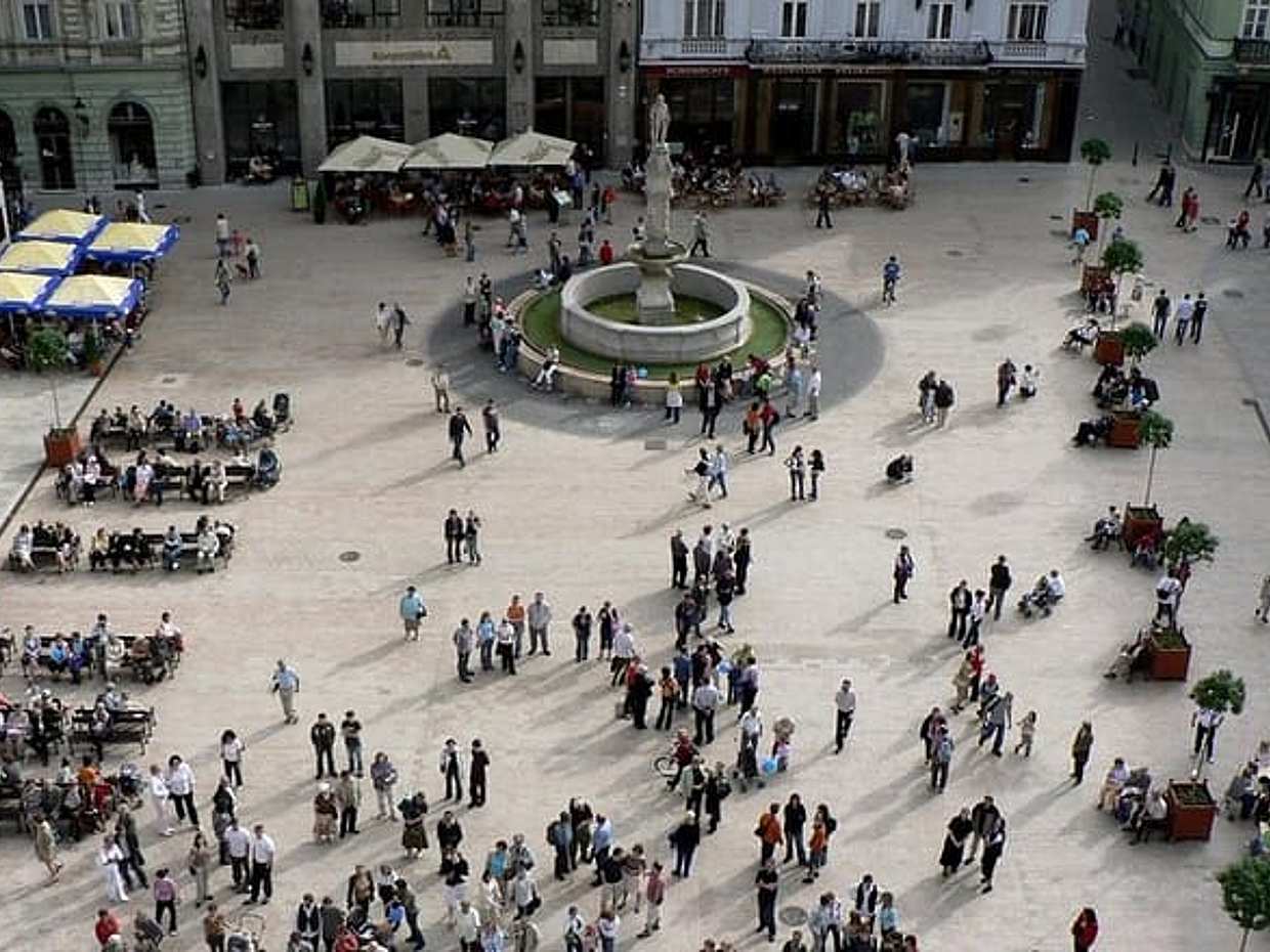 "Slovenya'daki Ljubljana'dan Bratislava'ya Özel Doğrudan Transfer", photo 4