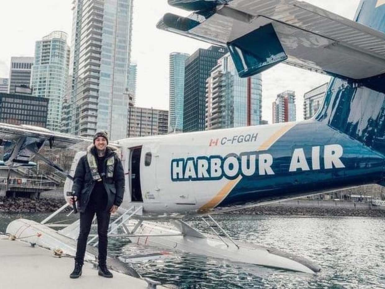 Vancouver City Tour With Capilano Suspension and Harbour Sea Plane Adventure