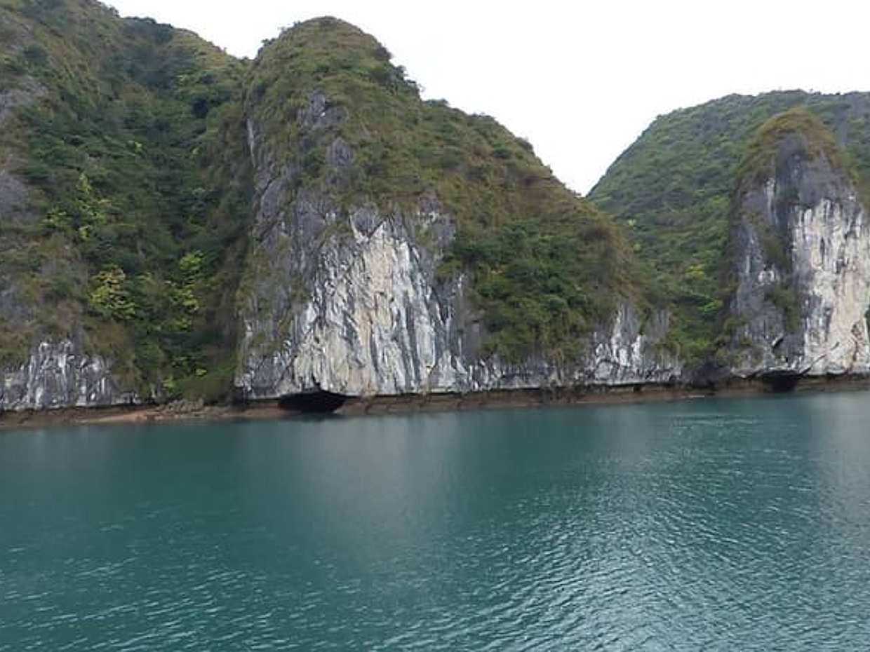 5 Days 4 Nights Hanoi - Halong Bay - Peaceful Halong Bay Cruise, one of 7 world Wonders, photo 4