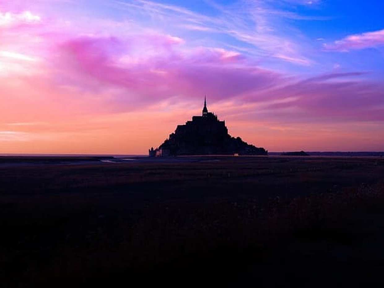 CDG Transfers & Saint Michel Tour with Eiffel Tower Photoshoot, photo 4