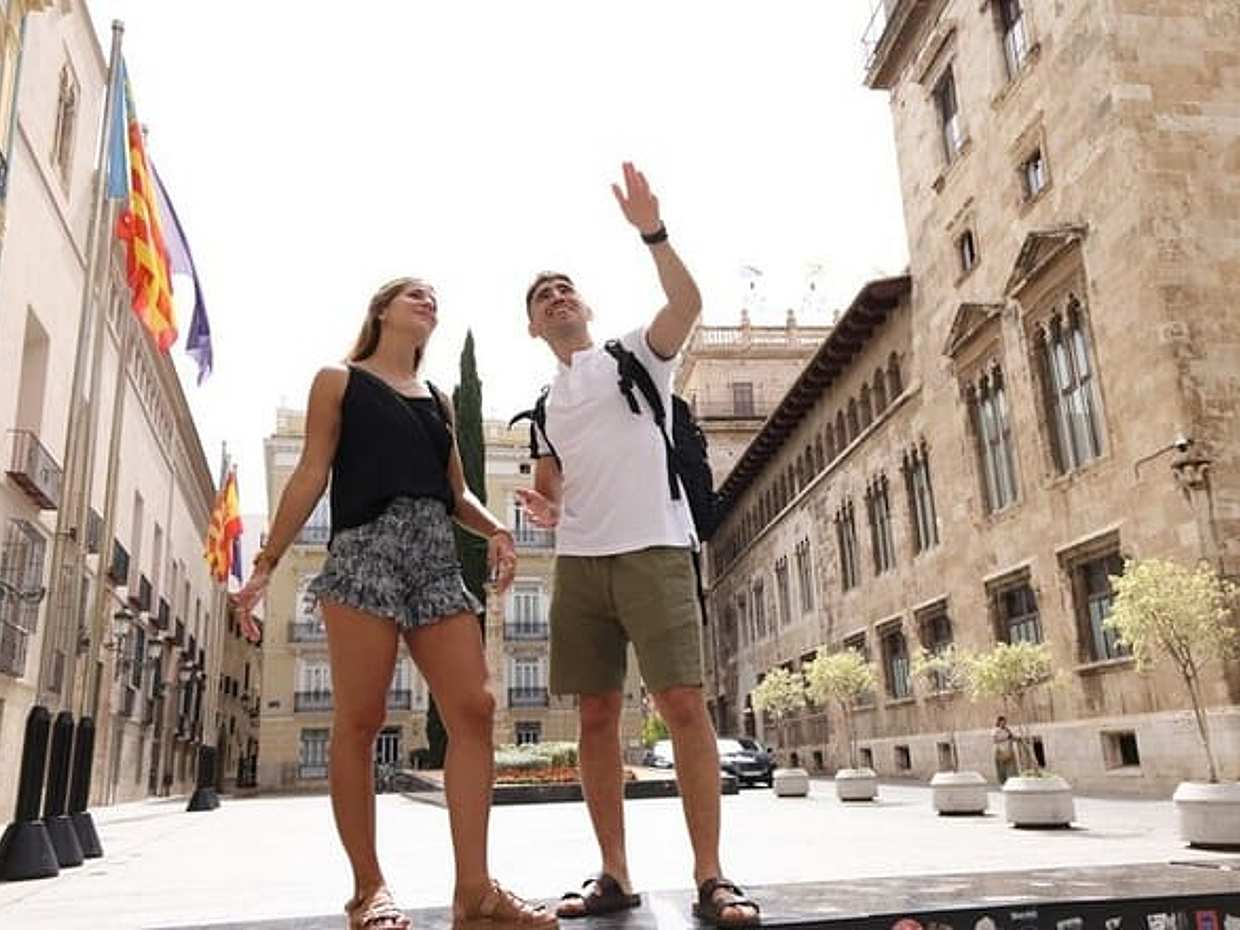 Valencia Private Tour: Old Town, La Lonja de la Seda & Horchata in Spain