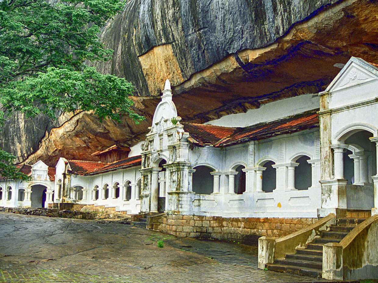 Mélange de bouddhisme et d'hindouisme au Sri Lanka, Kandy.