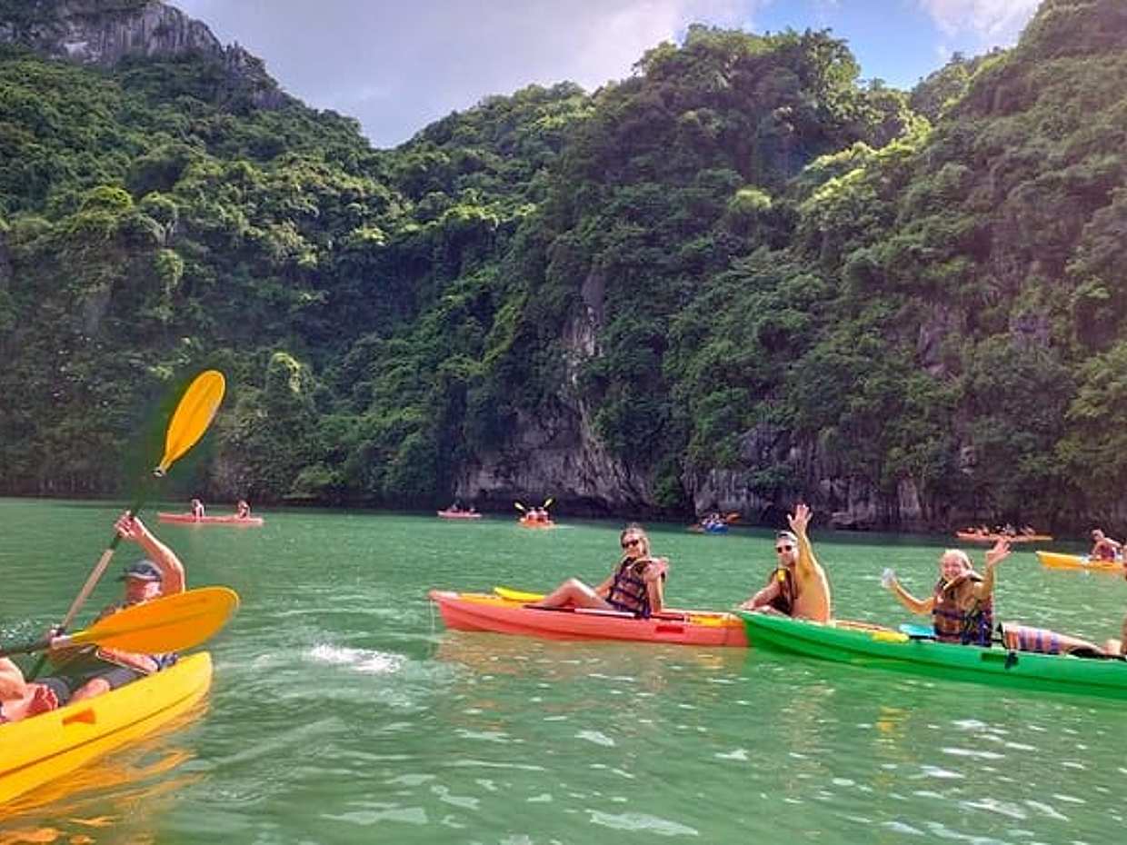 From Tuan Chau Port : Halong Bay Cruise Kayaking, Lunch and Party, photo 5
