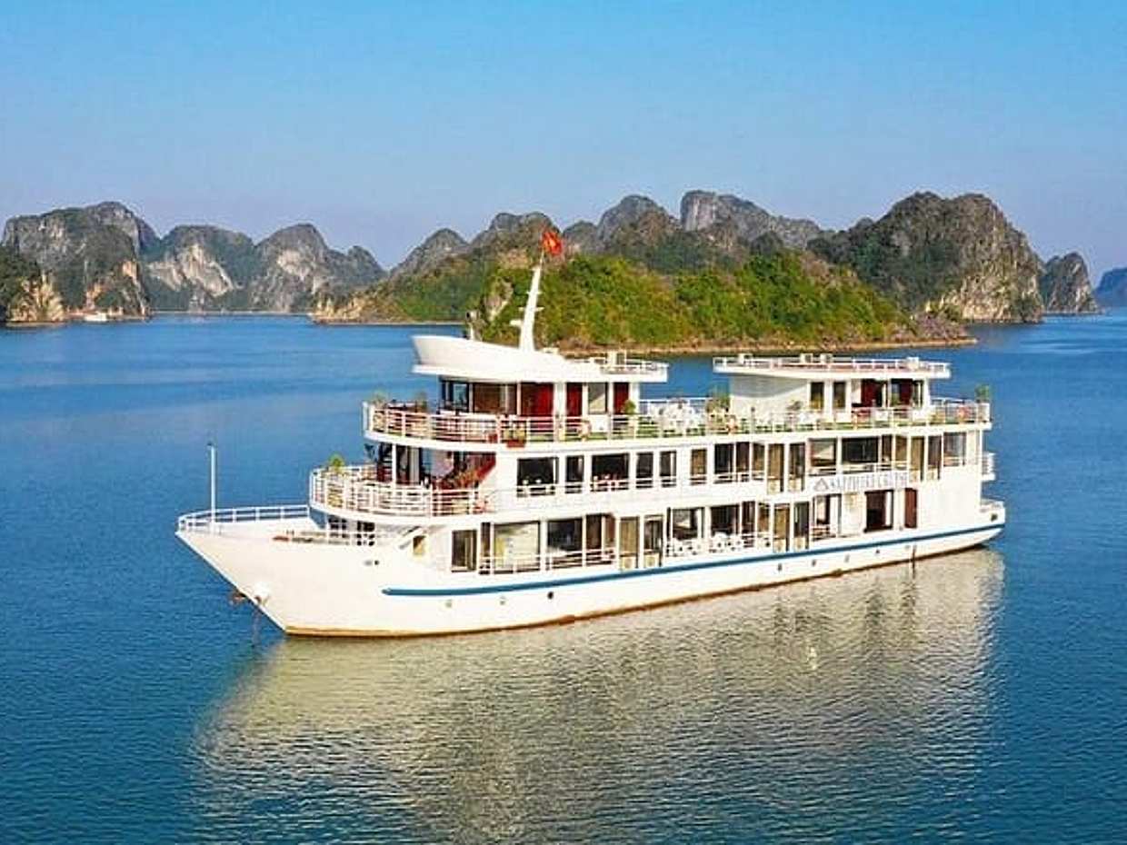 2 Days 1 Night Cruise Discover Halong & Lan Ha Bay from Hanoi, photo 3