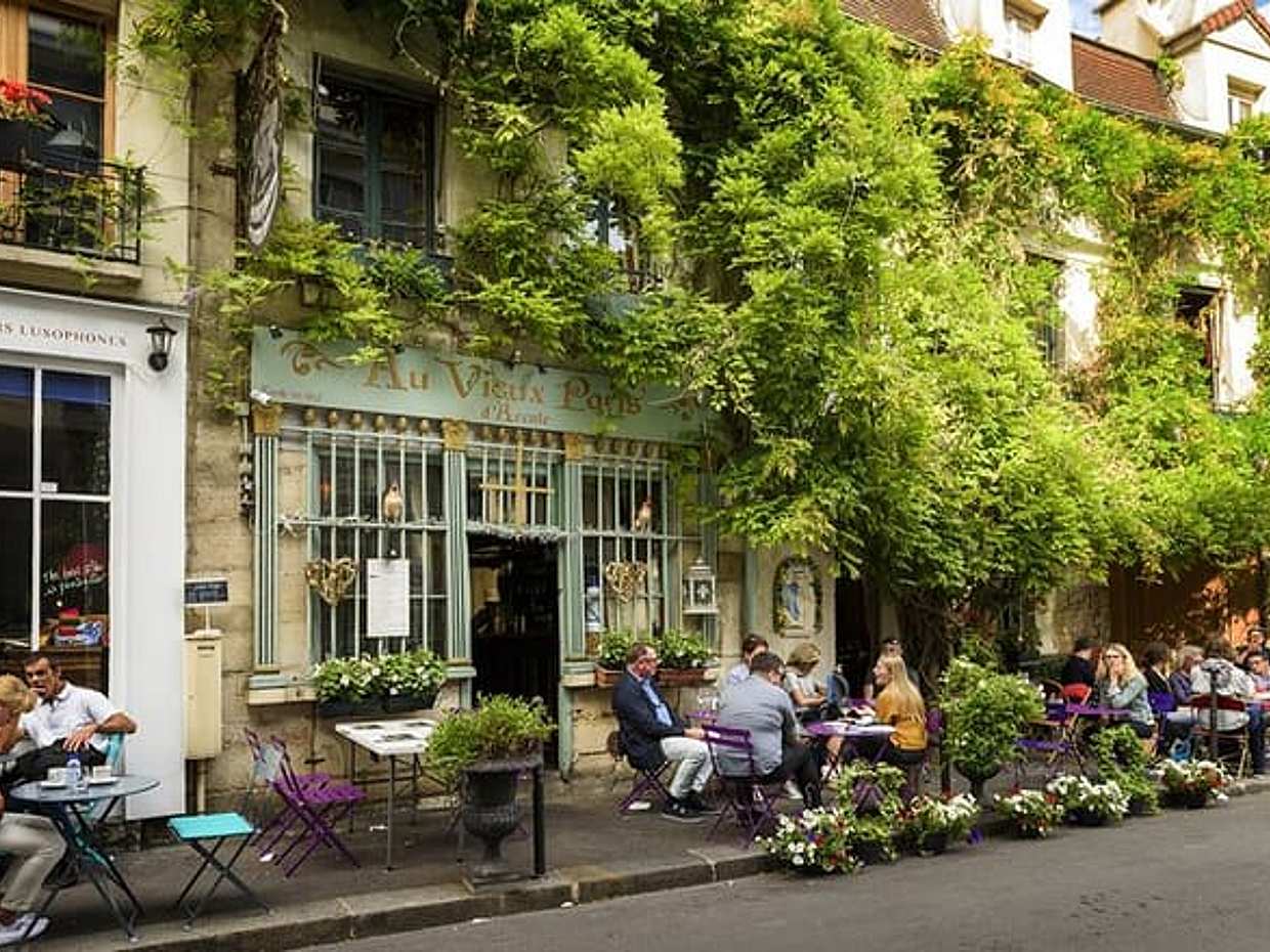 Paris: Private French Food & Wine Walking Tour in Le Marais in France, photo 3