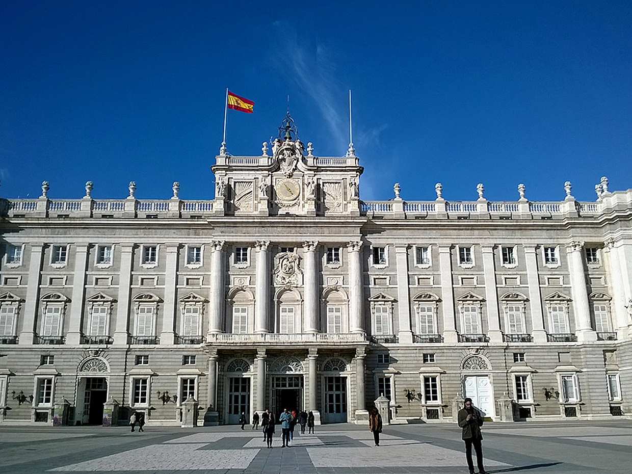 Skip the Line: Discover the Royal Palace in the Afternoon in Spain, Madrid