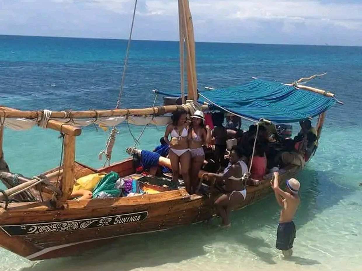 Full Day Wasini Island Tour: Dolphins spotting and snorkeling. in Kenya, Diani Beach, photo 2