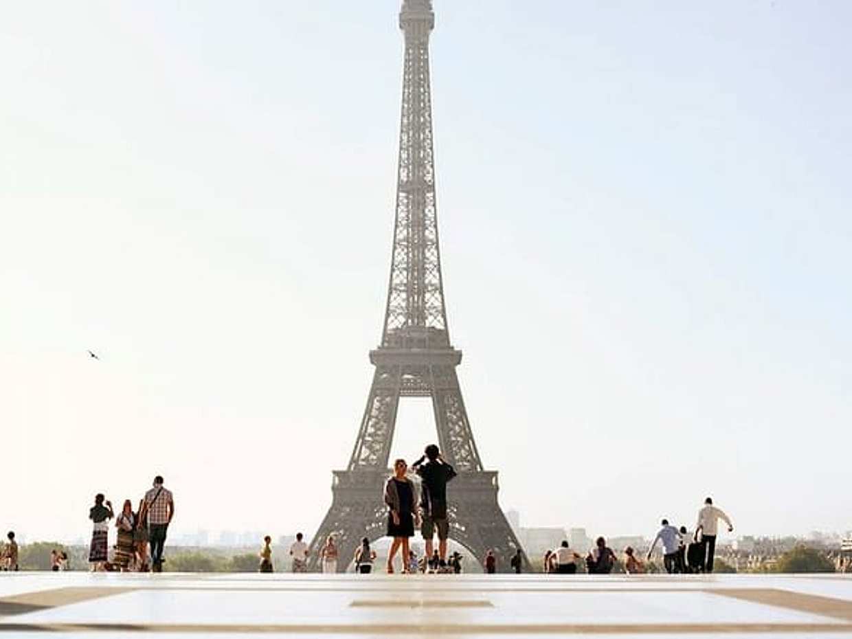 Eiffel Tower Summit 3rd Floor Tour with Guide and Pick-up Drop