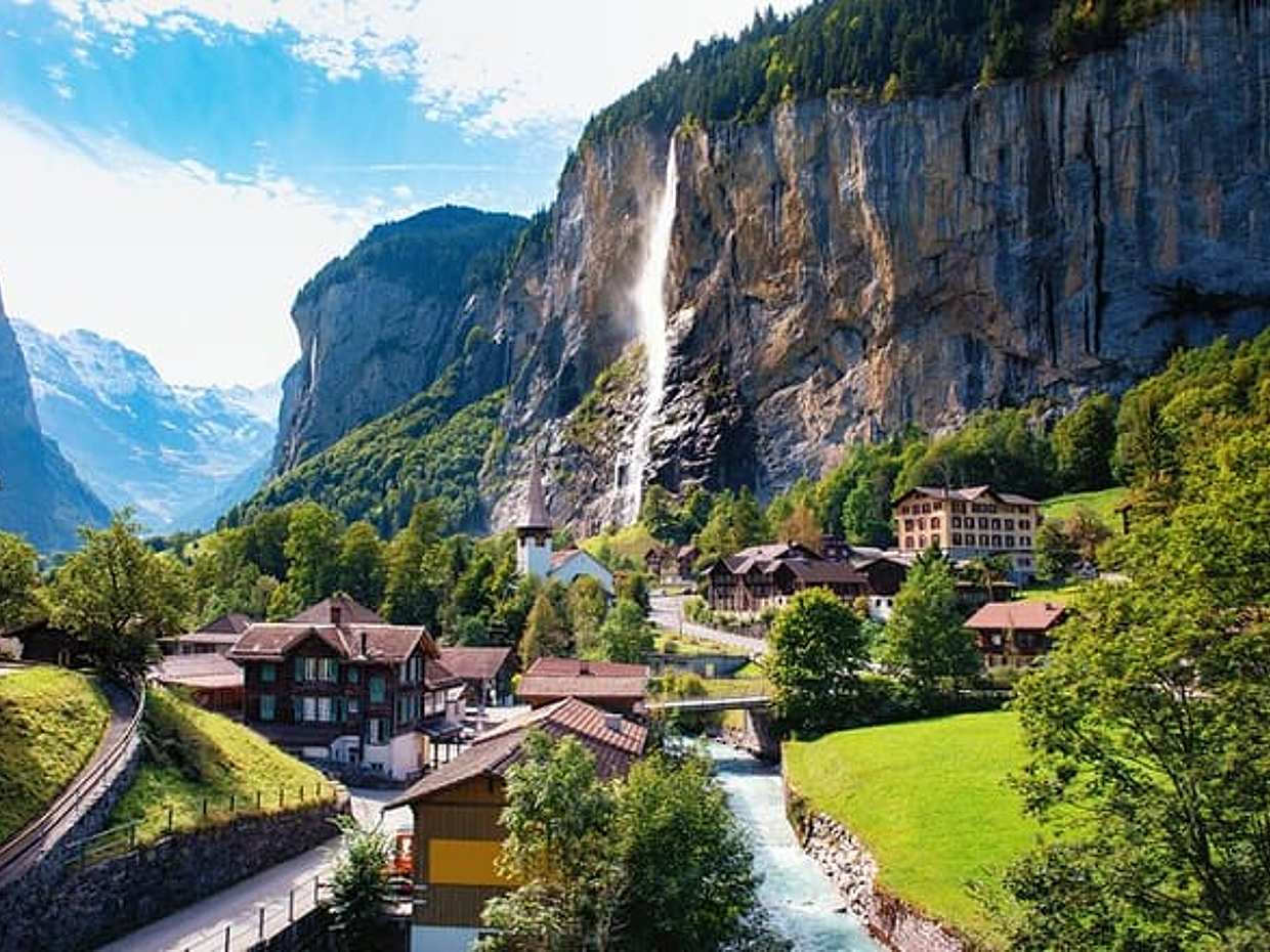 Private all day driver: Interlaken> Lauterbrunnen and Grindelwald in Switzerland, Wilderswil