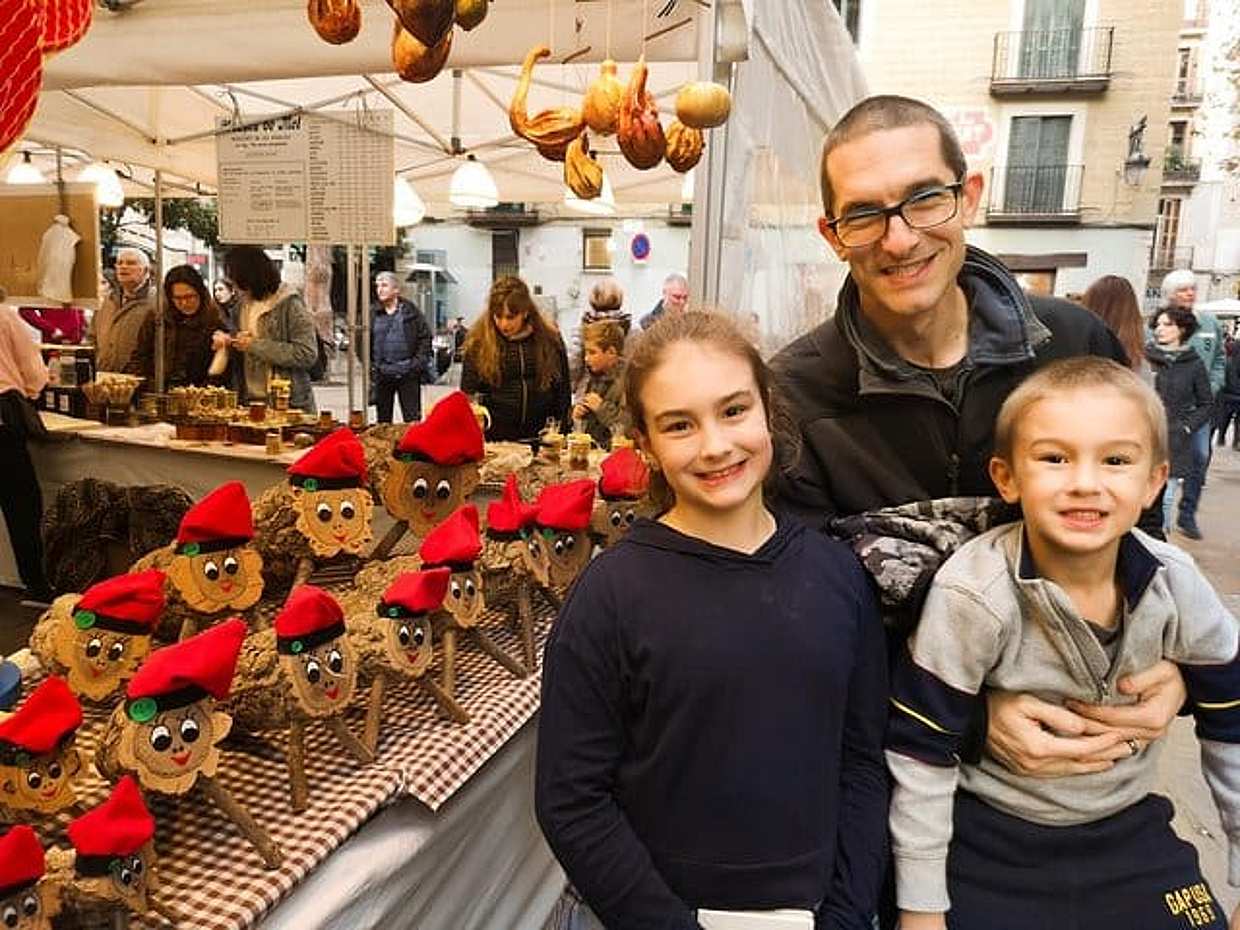 Family Private Tour: Churros, Hot Chocolate & Games in Barcelona in Spain, photo 3