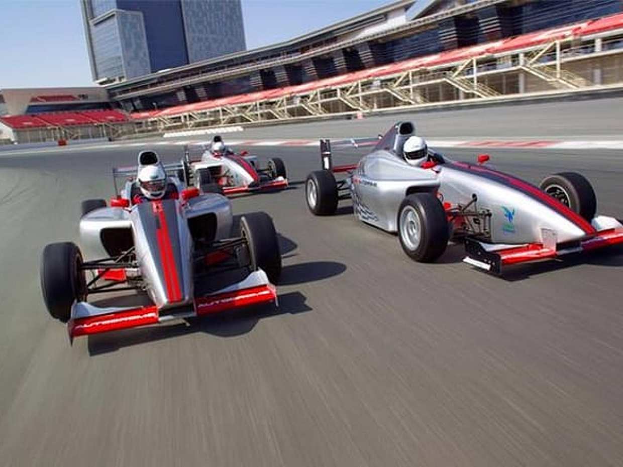 Drive Your F1 Style Single Seater in Dubai